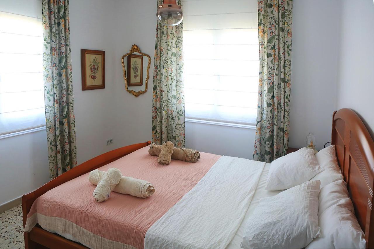 Newly Furnished Cozy House Next To The * Calafell