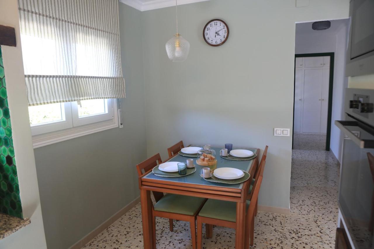 Newly Furnished Cozy House Next To The Holiday home *